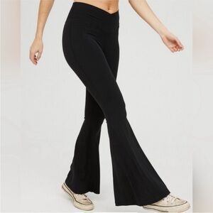 Aerie Real Me HR Flare‎